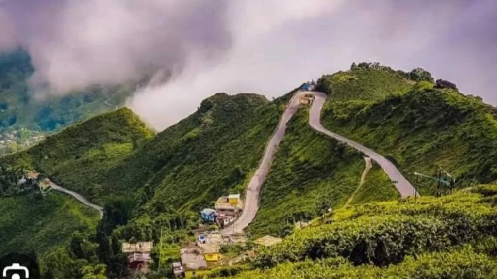 Darjeeling beautiful road 