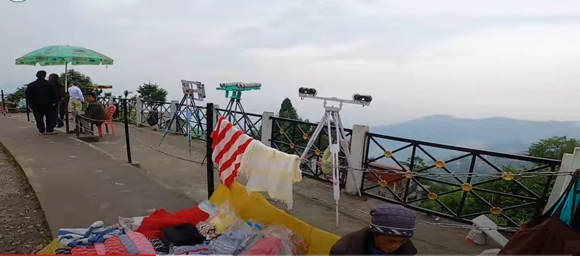 Buying at Batasia loop