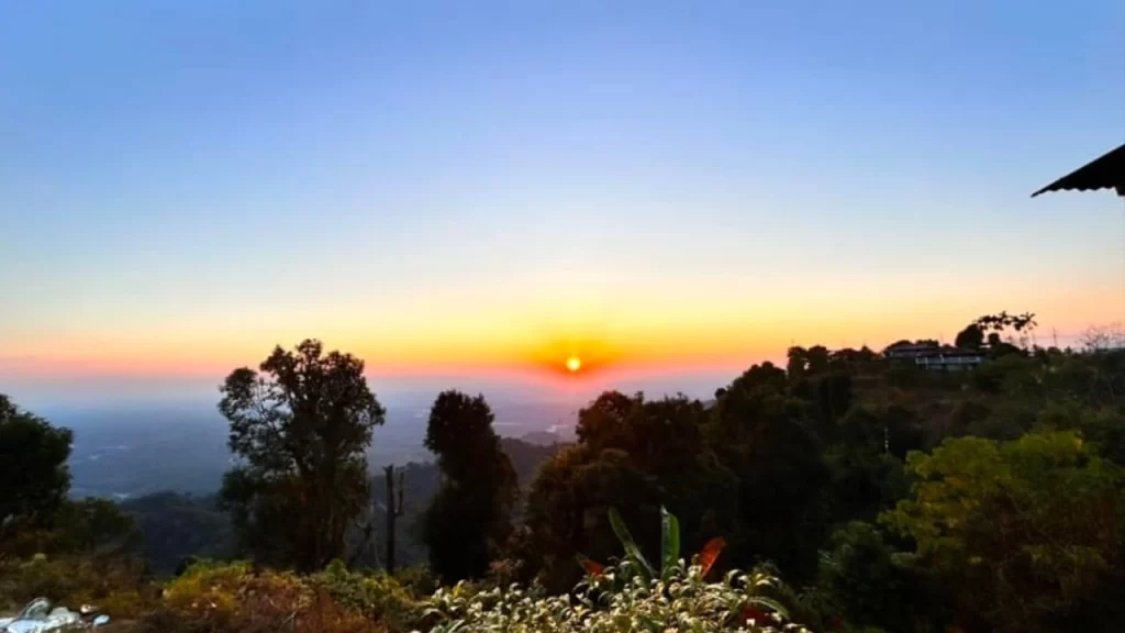 Sunrise Lepchakha