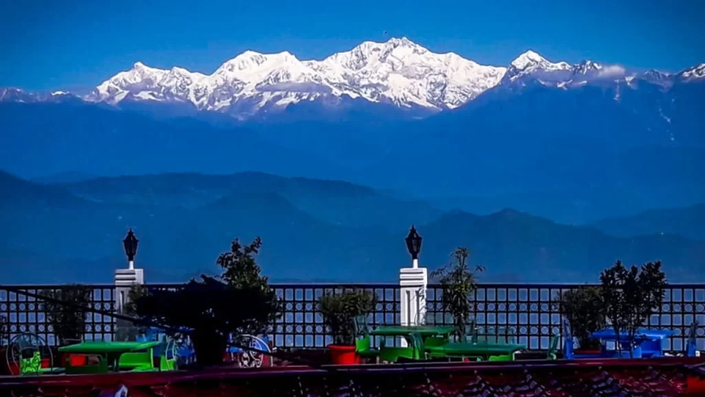 Kanchenjunga from Hermitage
