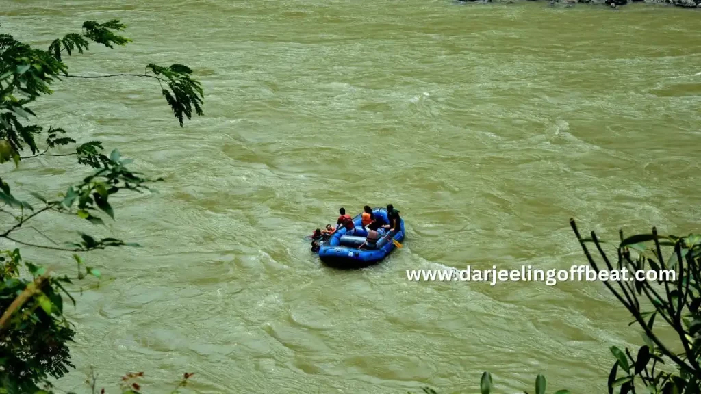 Rafting in Teesta