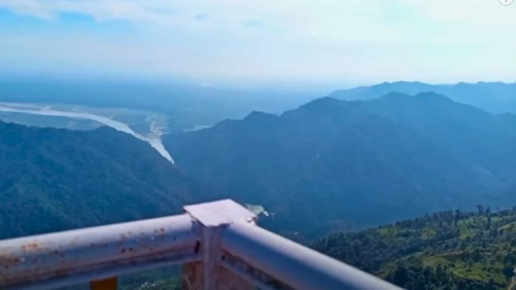 Panbu dara View